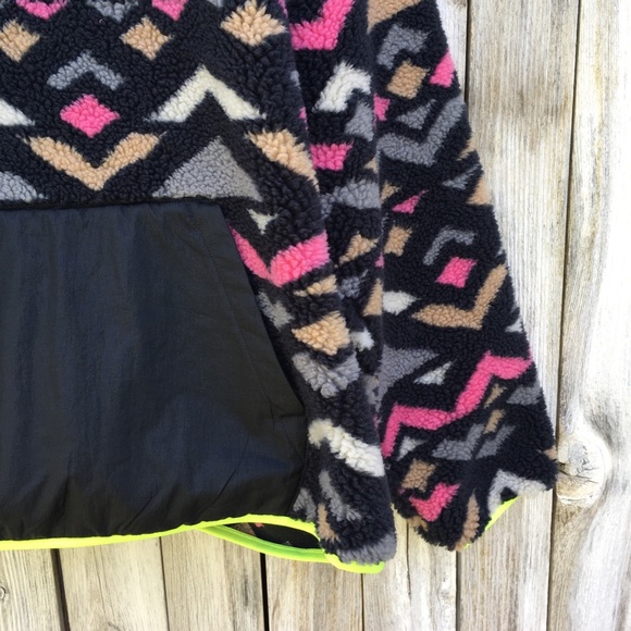 NWT Levi’s Arizona Sherpa Pullover Geo Jacquard L - Picture 8 of 12